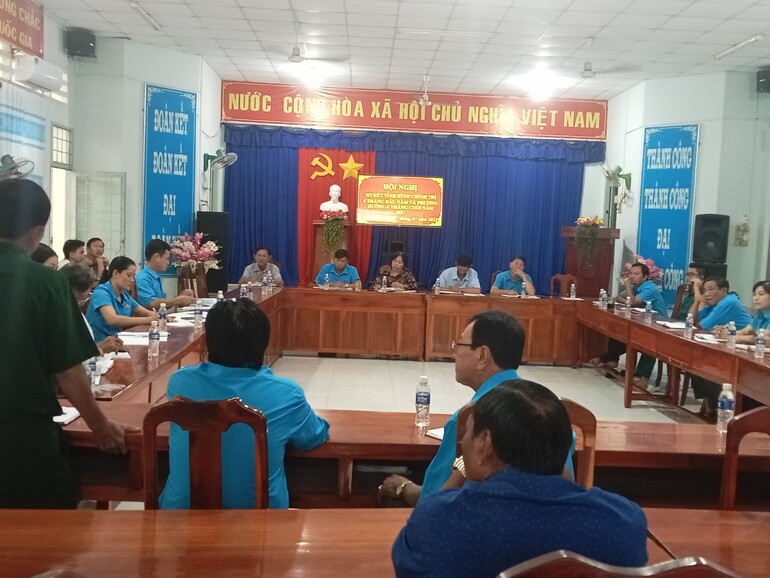 Quang cảnh hội trường cuộc họp